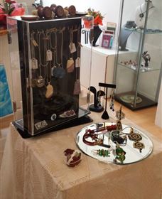 Creative Artisans Gallery - Attractions Brisbane 0