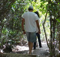 Three Sisters walking track - Attractions Brisbane