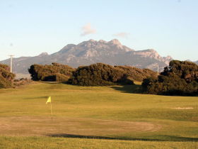 Flinders Island Sports & RSL Club - Attractions Brisbane 0