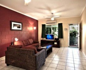 Cable Beachside Villas - Attractions Brisbane 3