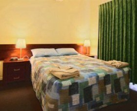 Cable Beachside Villas - Attractions Brisbane 6