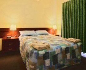 Cable Beachside Villas - Attractions Brisbane 8