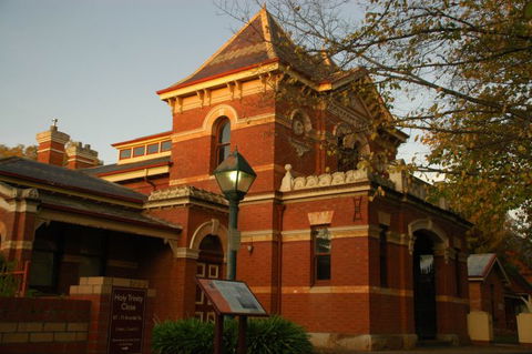 Visit Benalla Tours - Attractions Brisbane 4