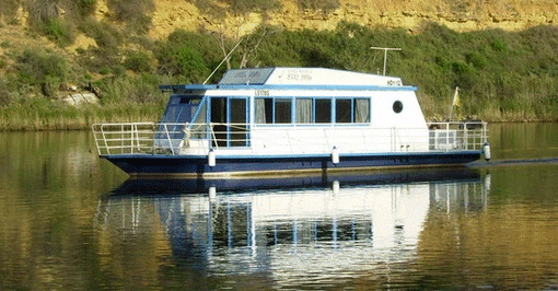 Oz Houseboats - Attractions Brisbane 2