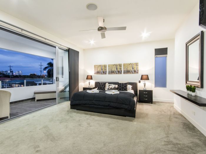 Broadbeach Waters QLD Attractions Brisbane