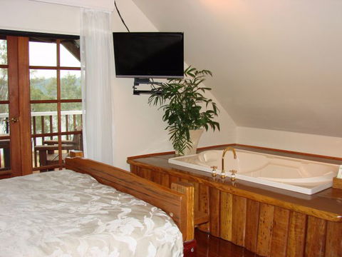 Clarence River Bed And Breakfast - Attractions Brisbane 1