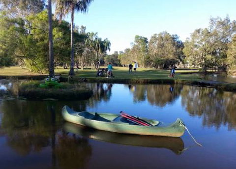 Boonooroo Golf Course & Tavern - Attractions Brisbane 1