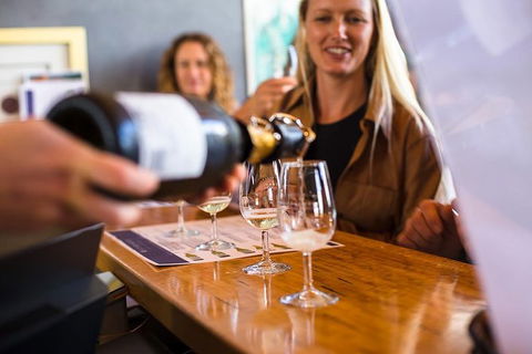 Half Day Gourmet Wine Tour - Attractions Brisbane 1