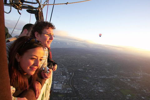 Melbourne Balloon Flights, The Peaceful Adventure - Attractions Brisbane 9