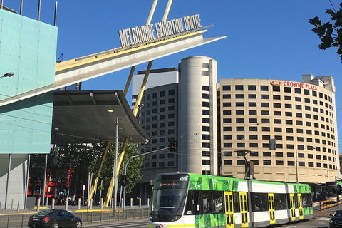 Melbourne Airport To Melbourne CBD To Melbourne Airport (2 Way Transfer) - Attractions Brisbane 6