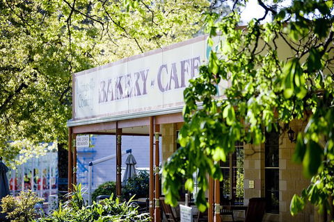 Lake Mountain Snow Trip Including Yarra Valley Chocolaterie From Melbourne - Attractions Brisbane 6