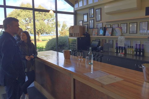 Phillip Island Wine Experience Tour - Attractions Brisbane 10
