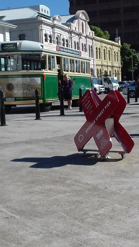 Hobart Half-Day Sightseeing Coach Tram Tour - Attractions Brisbane 3
