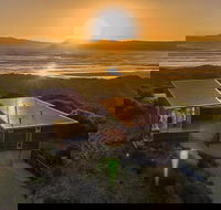 Bruny Island 3-Day Guided Walk with Wine and Cheese Tasting - Attractions Brisbane