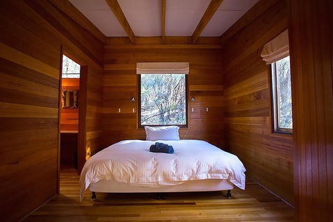 Great Walks Of Australia: 4-Day Freycinet Experience Walk - Attractions Brisbane 3