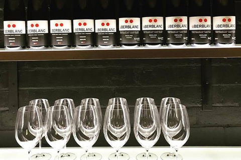 Hobart Small Group Wine Tour Saturday Afternoon: Wines, Gins & Cheeses - Attractions Brisbane 1