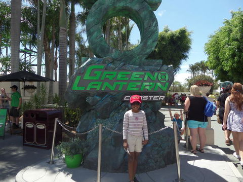 Gold Coast Theme Park Pass: Warner Bros. Movie World, Sea World And Wet'n'Wild - Attractions Brisbane 7