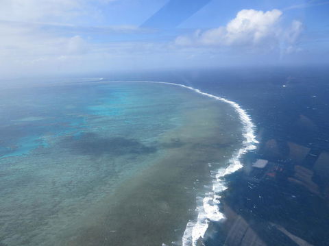 Reef And Island Scenic Flight From Airlie Beach - Attractions Brisbane 2
