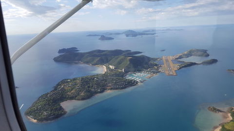 Reef And Island Scenic Flight From Airlie Beach - Attractions Brisbane 6