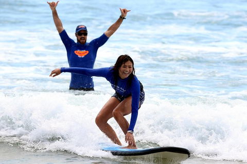 Learn To Surf At Surfers Paradise On The Gold Coast - Attractions Brisbane 5