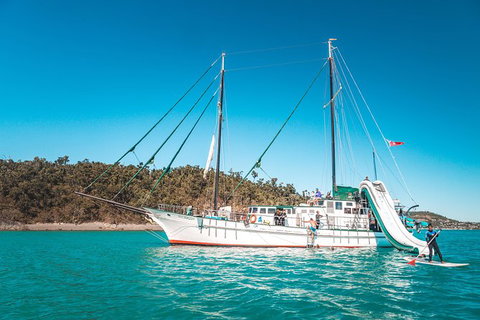 2 Night Whitsunday Islands Cruise On New Horizon From Airlie Beach - Attractions Brisbane 0