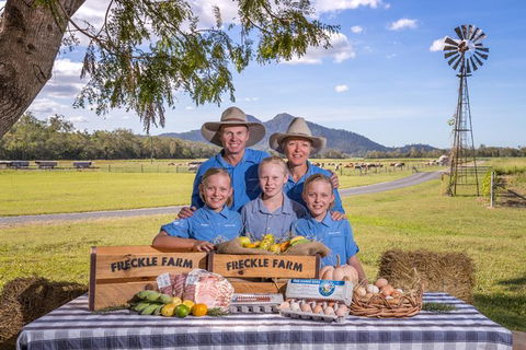 Mackay Aussie Farm & Drinks Tour - Attractions Brisbane 0