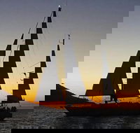 Magnetic Island Sunset Sail - Attractions Brisbane