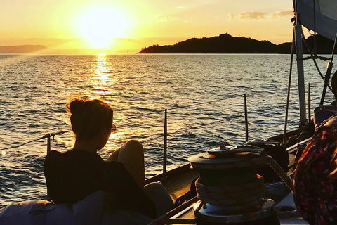 Magnetic Island Twilight Sailing Cruise - Attractions Brisbane 1