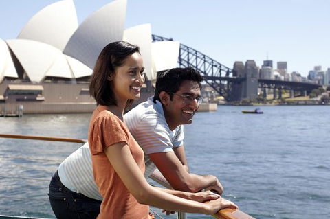 Sydney Harbour Hop On Hop Off Cruise With Taronga Zoo Entry - Attractions Brisbane 1