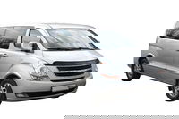 Transfer in private minivan from Sydney Airport to Sydney Downtown