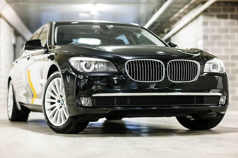Family Sydney Airport Arrival Transfer - Attractions Brisbane 0