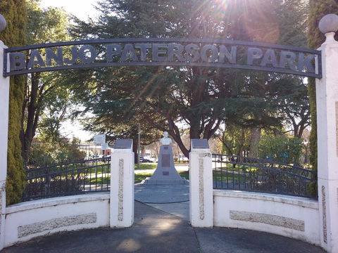 Banjo Paterson Park - Attractions Brisbane 0