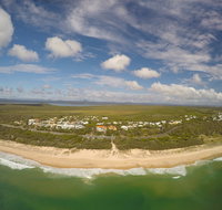 Castaways Beach - Attractions Brisbane