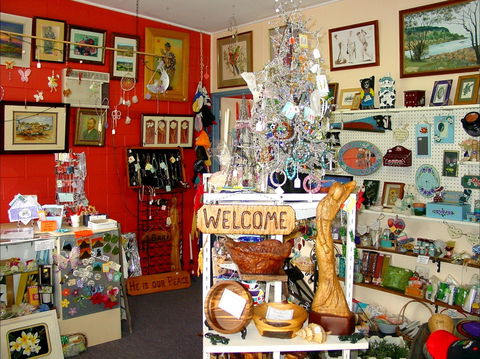 Country Brushstrokes - Attractions Brisbane 0