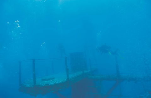 HMAS Perth - Attractions Brisbane 0