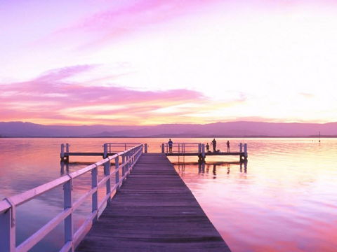Lake Illawarra - Attractions Brisbane 0