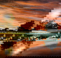 Millicent Swimming Lake - Attractions Brisbane