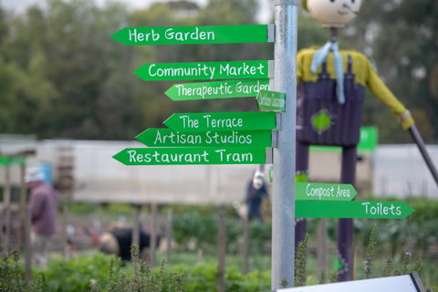 PepperGreen Farm - Attractions Brisbane 2