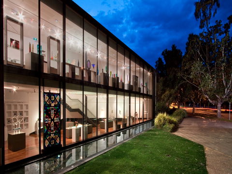 Wagga Wagga Art Gallery - Attractions Brisbane 2