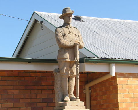 Westbrook War Memorial - Attractions Brisbane 1