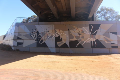 Berri Bridge Mural - Attractions Brisbane 0