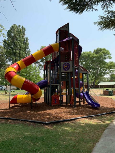 Coronation Park Yass - Attractions Brisbane 0
