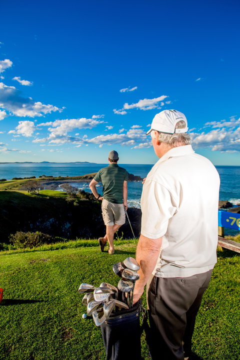 Crescent Head Country Club Golf Course - Attractions Brisbane 2