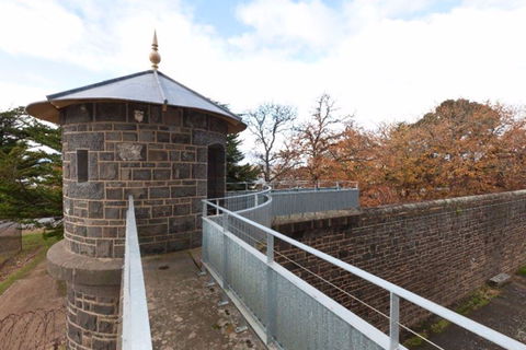 J Ward, Ararat's Old Gaol And Lunatic Asylum - Attractions Brisbane 1