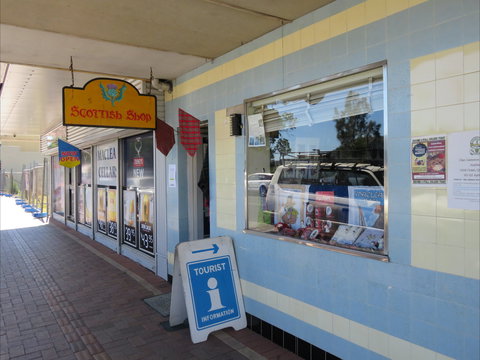 Maclean Scottish Shop - Attractions Brisbane 1