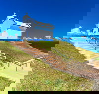 Tacking Point Lighthouse - Attractions Brisbane