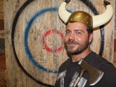 Throw Axe - Attractions Brisbane 1