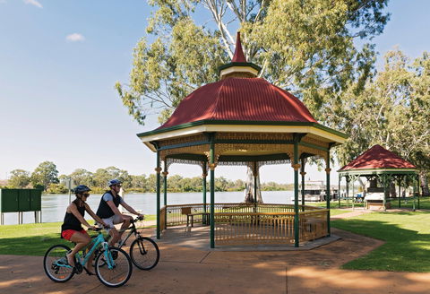 Mary Ann Reserve - Attractions Brisbane 1