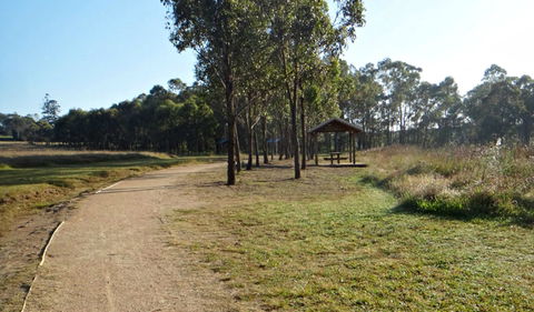 Rouse Hill Estate Walk - Attractions Brisbane 0