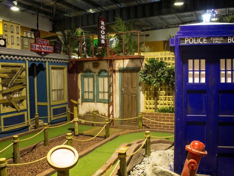 Unreal Mini Golf - Attractions Brisbane 0